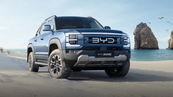 BYD-Shark-Plug-In-Hybrid-Ute